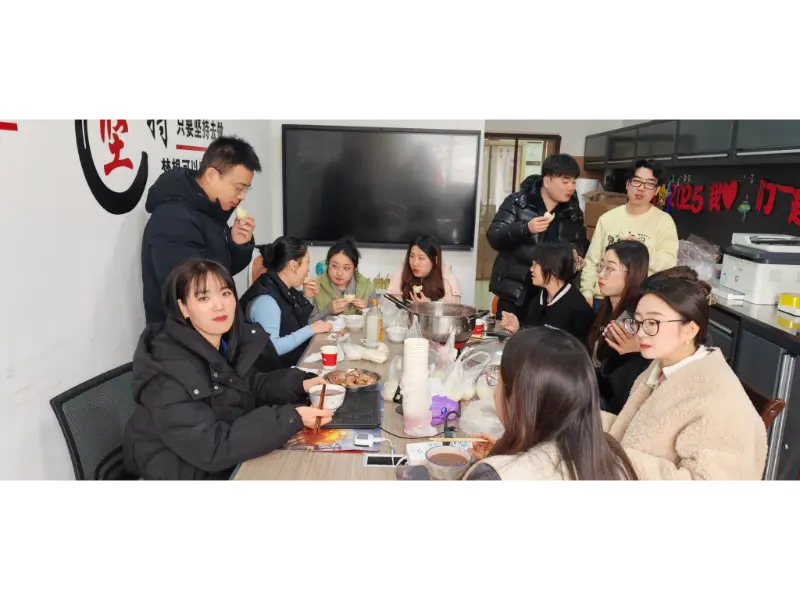 Traditionelle Laba-skikke i live på Maotong